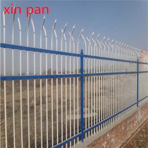 Postes de Acero Tubular para Cercas de 6 pies x 8 pies, Negros, Tratados Térmicamente, con Acabado en Polvo, Modelado 3D Disponible - Product Image 1