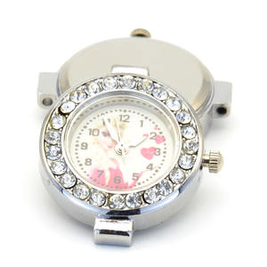 Diamante Blanco Moda Trébol de cuatro hojas Reloj Dial Reloj Placa Tendencia Pulsera Reloj de cuarzo - Product Image 2