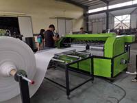 Máquina cortadora de láminas de plástico