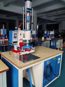 बिक्री के लिए तिरपाल मैश क्लॉथ आरएफ वेल्डिंग मशीनों के लिए एचएफ वेल्डर 4 किलोवाट - Product Image 3