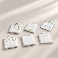 Cartes de présentation pour boucles d'oreilles avec logo personnalisé en feuille d'or 1,5*2 pouces, cartes pour bijoux, cartes pour boucles d'oreilles clous, emballage de conteneurs à bijoux