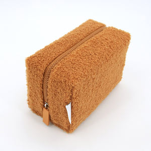 Роскошная мягкая плюшевая ткань большой емкости косметический Органайзер сумка на заказ персонализированный логотип застежка-молния Экологичная клетчатая Женская - Product Image 3