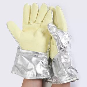 Guantes Resistentes al Calor <span class=keywords><strong>de</strong></span> Fieltro Para-aramida Aluminizado <span class=keywords><strong>de</strong></span> 500°C, Directo <span class=keywords><strong>de</strong></span> Fábrica, Premium para Producción <span class=keywords><strong>de</strong></span> <span class=keywords><strong>Acero</strong></span>, Personalizables - Product Image 3