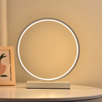 Lampe de table LED scandinave moderne pour chambre chevet veilleuse atmosphère circulaire créative bureau décoratif métal E26 pour