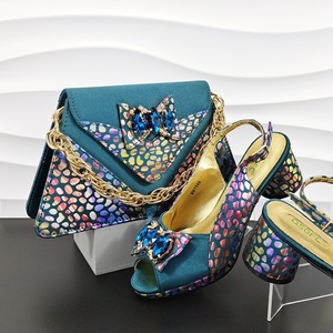 Scarpe firmate 2024 charm scarpe da donna Set borsa e <span class=keywords><strong>marca</strong></span> di lusso per le signore tacco medio scarpa e borsa impermeabile - Product Image 5
