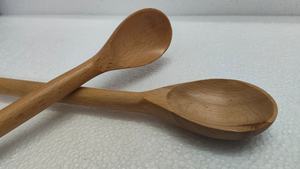 Cucharas Decorativas de Madera Talladas a Mano con Acabado Pulido, Hechas a Medida para Reventa, Vajilla Artesanal Duradera para Fiestas y Tiendas de Cocina - Product Image 2