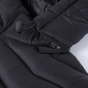 Veste matelassée légère à capuche pour <span class=keywords><strong>homme</strong></span> sur mesure, manteau d'hiver en gros, vêtement d'extérieur, manteau en duvet OEM, directement de l'usine - Product Image 6