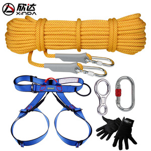 Kit de Rapel Xinda, Cuerda de Seguridad de Nailon con Arnés, Mosquetones y Guantes para Escalada, Montañismo y Descenso - Product Image 1