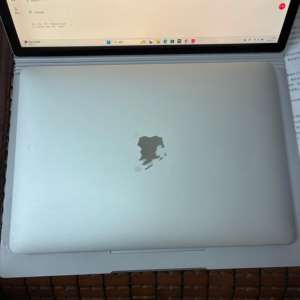 M Book Pro A2289 Modèle 2020 13 pouces I5 1.4G SSD 16 Go de RAM 120 Hz Grade A+ 100% authentique d'origine 95% neuf d'occasion en stock - Product Image 6