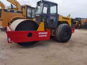 Rodillo de Neumáticos Dynapac Usado (Modelos CA30/CA301/CA30D/CA301D) - Rodillo de un Solo Tambor con Bomba de Alta Eficiencia en Estado Original - Product Image 4