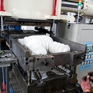 Máquina de <span class=keywords><strong>Moldeo</strong></span> <span class=keywords><strong>por</strong></span> Compresión de Aislantes de Polímero de Silicona Sólida Compuesta para Equipos Eléctricos de Alto Voltaje - Product Image 2