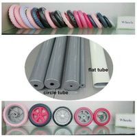 Poussette pour poupée à poignée réglable de style populaire avec des roues en métal luxueuses, jouet pour enfant, poussette pour poupée, chariot pour poupée