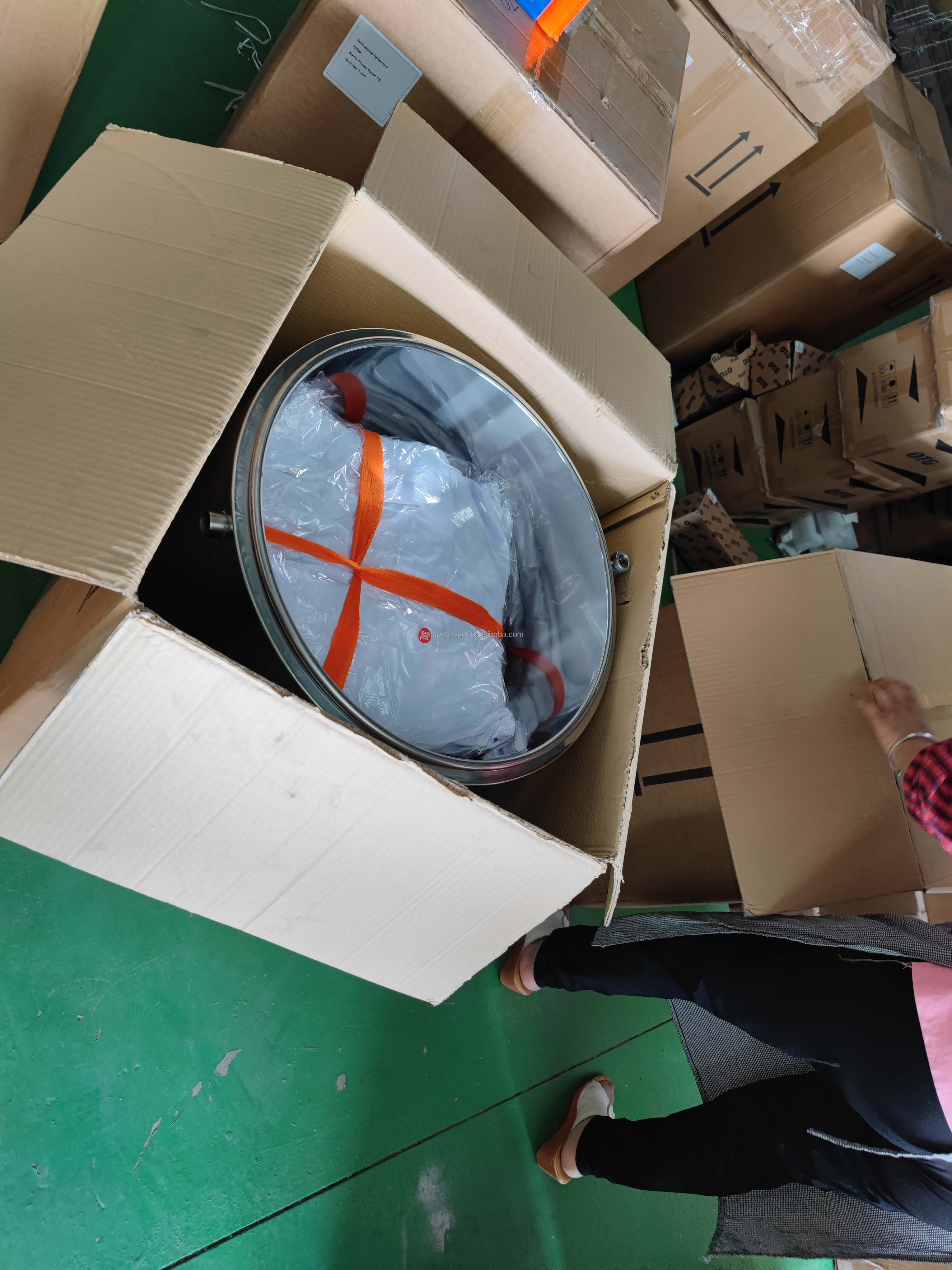 مربع التزاوج الصغير للنحل الملكي صندوق التلقيح البلاستيكي البوليستيرين مربع تربية النحل الملكي مربع تربية النحل