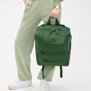 Mochila Pañalera Grande de Neopreno Personalizada Keymay, Portátil e Impermeable, para Artículos Esenciales del Bebé, con Cambiador, Multifuncional, con Cierre - Product Image 6