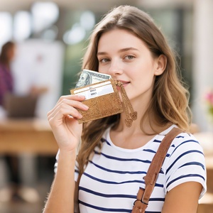 Boshiho - Cartera Delgada de Corcho Natural Ecológico Vintage para Tarjetas de Crédito con Cordón - Product Image 3