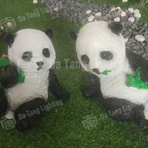 Las luces decorativas Panda brindan un brillo cálido a parques, complejos turísticos y lugares festivos. - Product Image 2