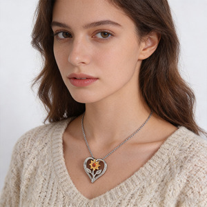 Collar con colgante de girasol en forma de corazón con gema naranja en tono dorado plateado para mujer, joyería de regalo para uso diario - Product Image 2