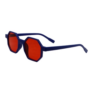 Großhandel Qualität Custom Logo Sonnenbrille mit weiß rot <span class=keywords><strong>blau</strong></span> Rahmen aus PC-Acryl gläsern - Product Image 2