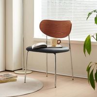 Ensemble de chaises de salle à manger en cuir, style minimaliste moderne du milieu du siècle, structure en métal et bois, meubles élégants pour cuisine, hôtel, maison, usage intérieur