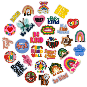 2025 vente en gros nouvelle série de phrases chaussures boucle bricolage chaussures accessoires amovible jardin chaussures décoration pour bûches breloques - Product Image 1