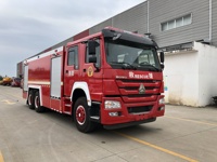 Camion de pompiers Sinotruck neuf 6X4 diesel avec pompe à incendie, réservoir de 7000 à 10000 L, norme d'émission EURO 5, pompe à eau/mousse combinée pour la lutte contre les incendies