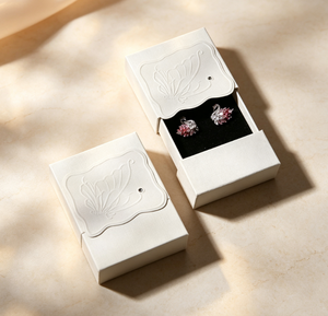 Caja de Joyería con Cajón Deslizable y Diseño de Mariposa en Relieve, Caja de Regalo para Anillos, Aretes y Collares con Forro de Terciopelo, Caja con Logotipo Personalizado para Venta al Por Mayor - Product Image 6