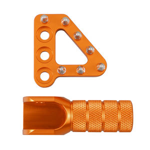 NICECNC Pedale Freno con Piastra di Appoggio e Leva del Cambio per <span class=keywords><strong>KTM</strong></span> <span class=keywords><strong>690</strong></span> SMC <span class=keywords><strong>ENDURO</strong></span> DUKE <span class=keywords><strong>2008</strong></span>-2009 <span class=keywords><strong>690</strong></span> SUPERMOTO <span class=keywords><strong>2008</strong></span> - Product Image 5