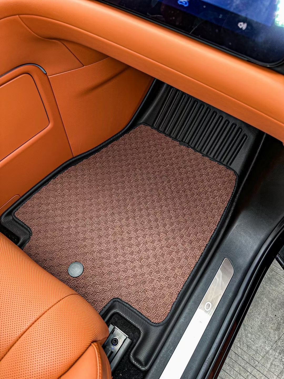 Tapis De Voiture Sur Mesure Pour Peugeot Rifter 2018-2025 - Drapeau France Brodé - Moquette Haute Qualité