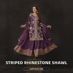 Salwar Kameez Anarkali Morado Bordado con Hilos Florales, Abrigo Largo para Mujer, para Bodas Pakistaníes y Graduaciones - Product Image 2