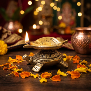 Lámpara de aceite de tortuga de latón chapada en oro con llama encendida para oración y decoración Feng Shui - Product Image 6