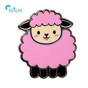 Broche en émail doux et personnalisable, pour revers, en forme d'animaux de dessin animé, <span class=keywords><strong>mouton</strong></span>, chèvre, agiga, nouveauté, fabrication - Product Image 4