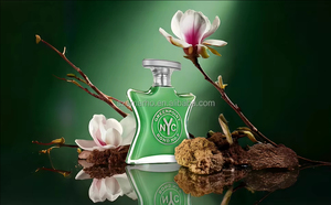 Bond No. 9 Parfums longue tenue pour femme, fragrance américaine aux notes douces de poire, bois de santal et musc - Product Image 4