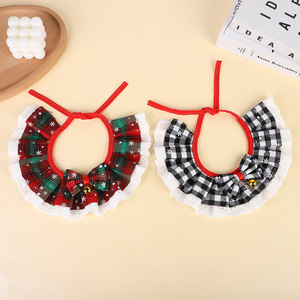 Pañuelo de encaje con lazo y campana para mascotas, estilo navideño, accesorio de cosplay para gatos y perros, decoración festiva de invierno - Product Image 4