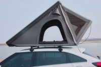 Maßgefertigtes Ultraflaches Hartschalen-Dachzelt für 4 Personen OEM Camping Hartschalen-ABS-Aluminium-Box 4x4 Zelt RTT Auto-Dachzelt