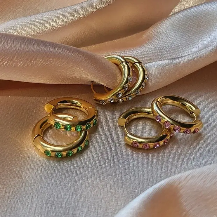 14 Karat Gold gefüllte Edelstahl Zirkon Creolen Anti Anlauf Ohrringe CZ Edelstein Smaragd Turmalin Huggies Frauen Ohrring Schmuck