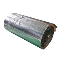 Couverture isolante thermique en fibre de verre rouge, matériau à faible odeur pour les conduites de climatisation et les projets de construction