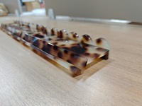 Supports de Mahjong en Acrylique Effet Écaille de Tortue Blond Ondulé Erming avec Poussoirs Magnétiques – Supports de Tuiles Premium Prêts à l'Expédition – Modèle Américain