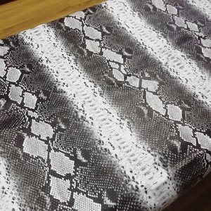 Nhà Máy Giá <span class=keywords><strong>Python</strong></span> Da Tổng Hợp Nhân Tạo Mềm PU Da Cho Quần Áo Áo Khoác Áo Quần Áo Áo Khoác - Product Image 2