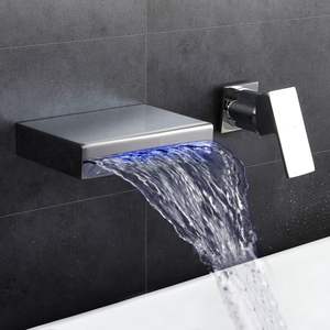 Robinet de lavabo de salle de bain LED à montage mural, cascade, mitigeur de lavabo, laiton, poignée unique avec noyau de valve <span class=keywords><strong>en</strong></span> céramique, grand débit - Product Image 1