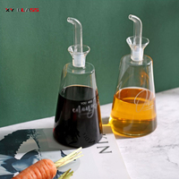 Distributeur de verre borosilicaté fait main vinaigre d'huile d'olive de cuisine classique