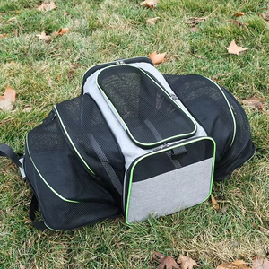 Portador de viaje para mascotas expandible de lado suave aprobado por la aerolínea Cierre de cremallera y mochila para <span class=keywords><strong>perros</strong></span> con bolsillos Almohadilla de lana extraíble - Product Image 5