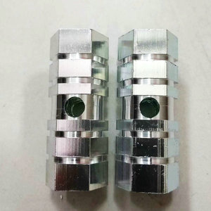 Pieds de pédale arrière de vélo en alliage d'aluminium, pieds creux rouges pour accessoire de vélo de montagne - Product Image 4