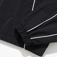 Veste de Sport Personnalisée Imperméable et Réfléchissante pour Hommes, Coupe-Vent Léger Noir en Nylon Froissé à Fermeture Éclair