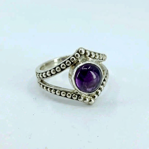 Sterling Silver <b>Amethyst</b> <b>Ring</b>, Round Gemstone, February Birthstone - Product Image 1