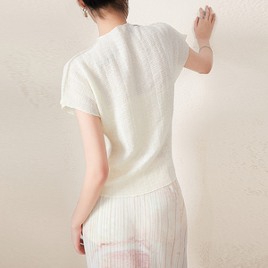 เสื้อยืดคอปกตั้งของผู้หญิงผ้าชีฟองจับจีบแขนสั้นลำลองอเนกประสงค์แห้งเร็วเป็นมิตรกับสิ่งแวดล้อมดีไซน์ล่าสุด - Product Image 4