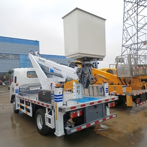Camión con Plataforma de Trabajo Aéreo ISUZU KV100, Pluma Recta de 16-31m, con Cesta Aislada, en Venta - Product Image 3