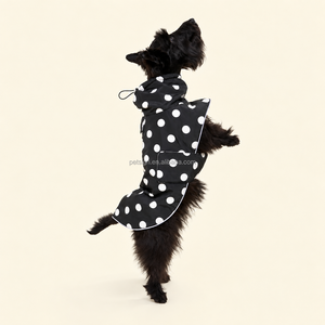 Abrigo Impermeable para Perro, Chubasquero Acolchado de Nailon, Chaqueta Ligera para Lluvia, Personalizable OEM, Etiqueta Privada, Proveedor de Fábrica al por Mayor - Product Image 2