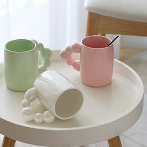 Mug à café expresso en céramique style Sweet Ins, ondulé, décoration intérieure pastel, café maison, style coréen esthétique - Product Image 3