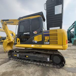 Excavadora Komatsu PC130-8M0 Usada Original de Japón |   Excavadora Mediana de 12.5-13 Toneladas |   Horas de Uso Bajas |   En buen estado |   Listo para Exportar - Product Image 1