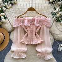 Chemisiers pour femmes à épaules dénudées avec appliques papillon 3D, manches longues évasées, smockés et à volants, ajustés pour l'automne